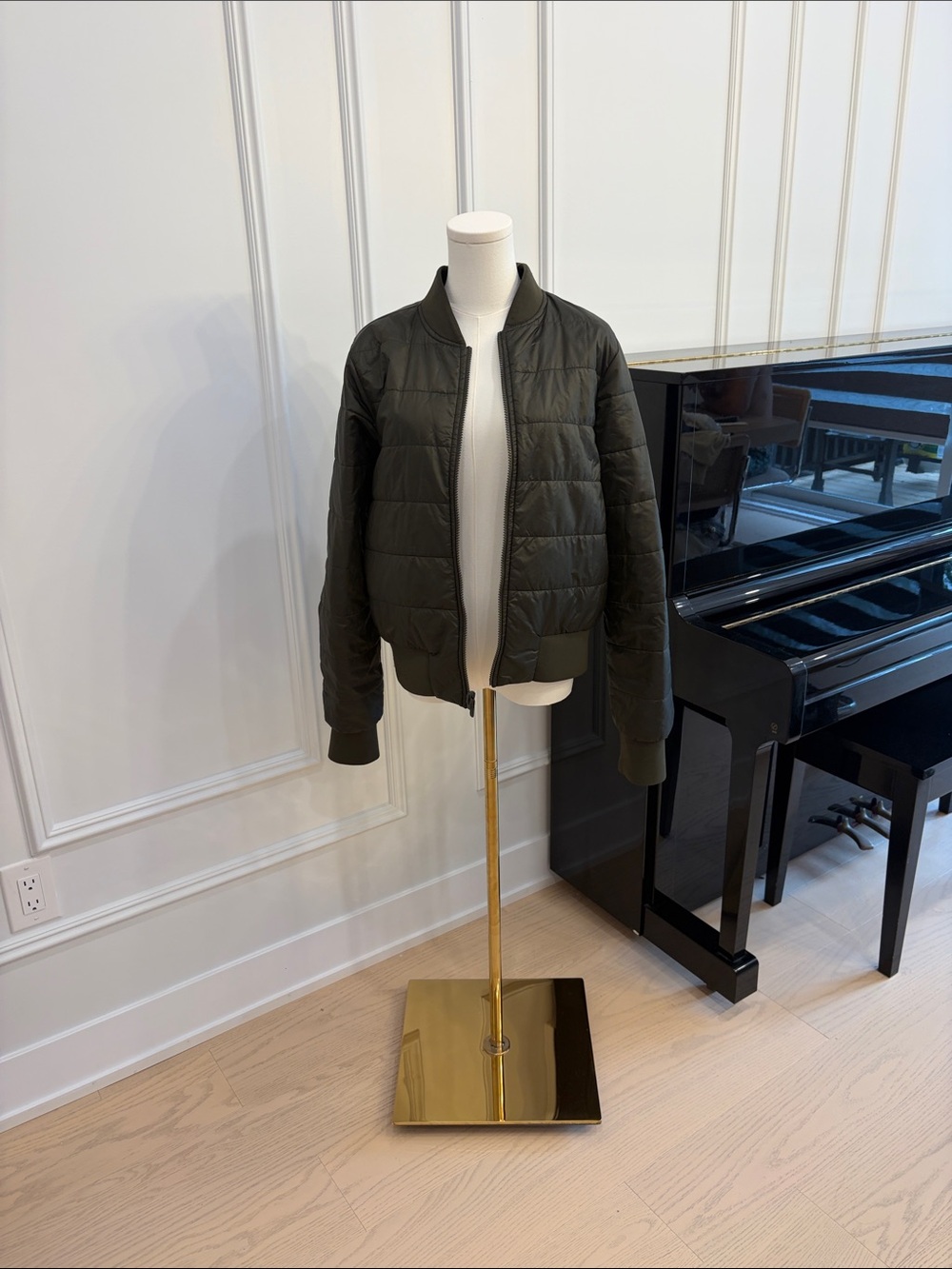 lululemon athletica Quilted Bomber Jacket - Olive Green
